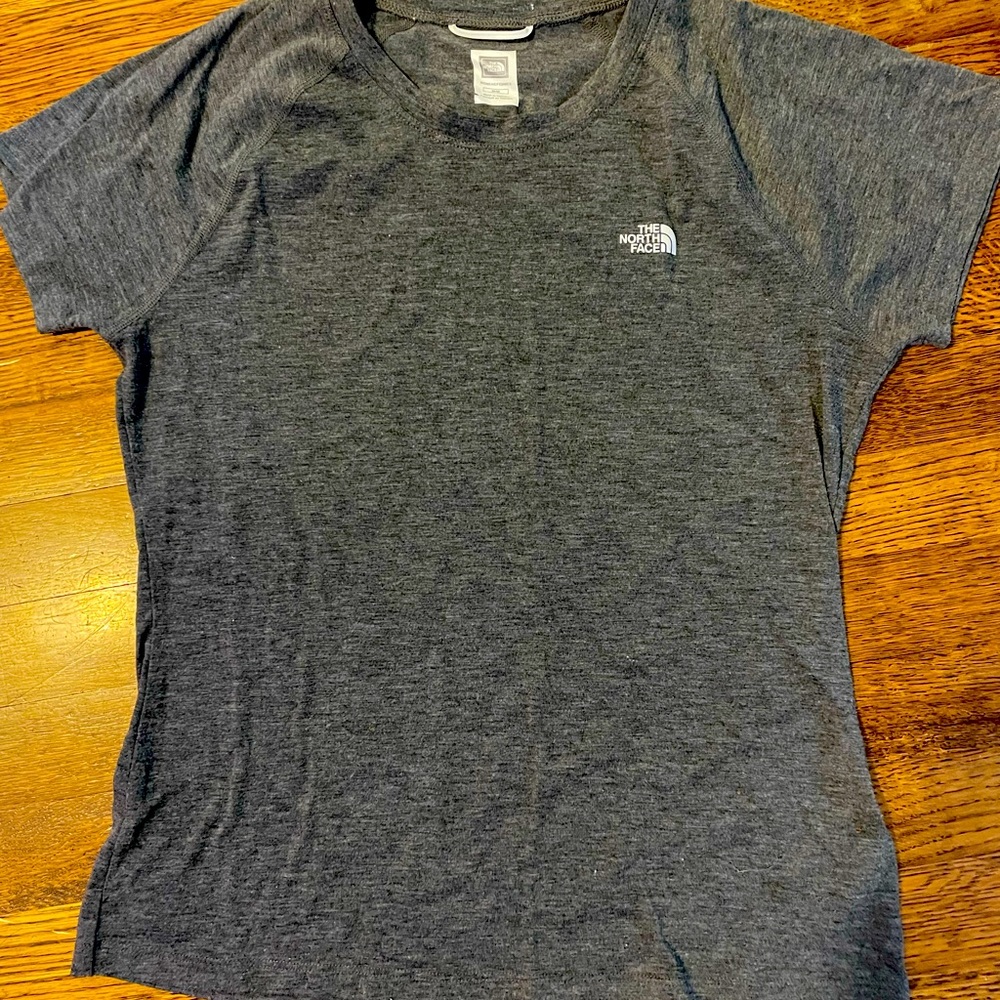 North Face fitted athletic top, size M